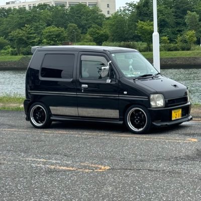 1domodomo's profile picture. CT51S RR ZWR95嫁さんジムニーJB64Wの3台でやってます #スズキ #旧規格　更にアルト増えました　#HA36S