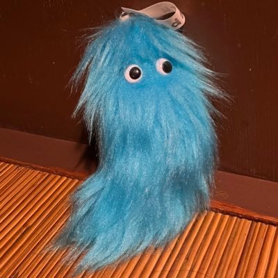 kadaru1101's profile picture. kadaru(かだる)です。北の大地函館でモフモフのラウスケを生産中。屋号の意味は地元の方言「(仲間に)加わる」から。手にしてくださった方の人生の仲間になれたら嬉しいです💭