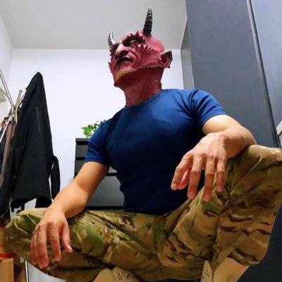 converseyuan8's profile image