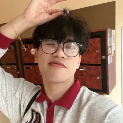 SB_Vivath's profile picture. 🐱gaming / yg fan boy from france 🐱