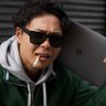 yudai_manjiiiii's profile picture. 【エンジニアっぽくないエンジニアNo.1】| 偏差値43赤点 高卒 ▶︎ 手取り10万田舎工場 ▶︎ 未経験エンジニア転職 ▶︎ フリーランスエンジニア | 23歳 | 年収1000万 | YouTuber |『高卒でも成り上がりたい奴』は見ろ👇