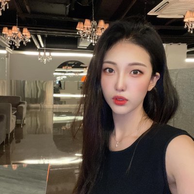 34 years old, single, from South Korea, living in London