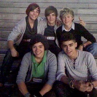 alohaise's profile picture. 🧸🌈🧄📚🚺🇲🇺