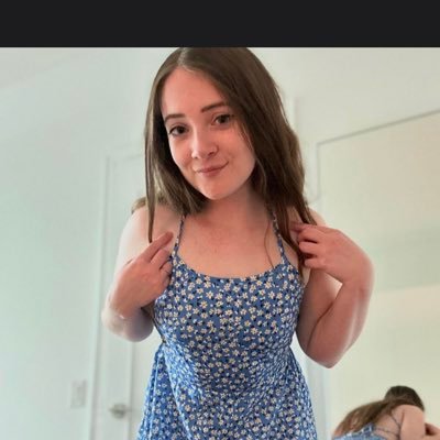 Rose18279958192's profile picture. Humble and loya