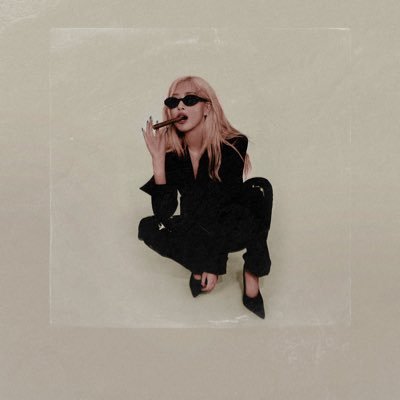 chokedmerosie's profile picture. Fansé, Tulips and Paninis 🐿🌷🐼