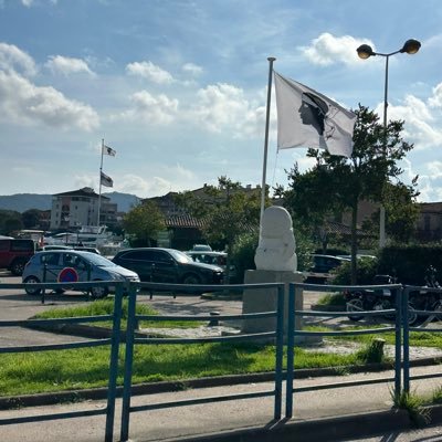 OlivR80's profile picture. 