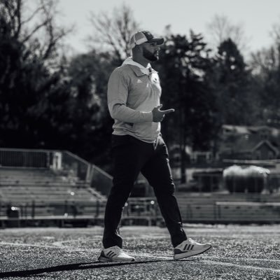Head Football Coach | Pope John XXIII Regional High School | @PopeJohnLionsFB | Faith, Family, Football 🇵🇷 Interested in becoming a Lion fill out the link