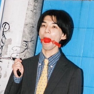 7010_december31's profile picture. よくここまで来たね。とりあえず適当なとこ座りなよ。そこ段差あるから気をつけてね。NSC東京28期／吉本3年目