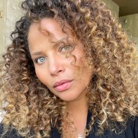 Denise Vasi (@denisevasi) 's Twitter Profile Photo Denise Vasi (@denisevasi) 's Twitter Profile Photo