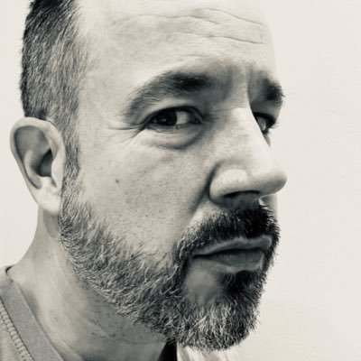 Udlandsjournalist hos DR Nyheder 📺 Deutschlandversteher 🇩🇪 Rheinpreuße/Jydetamp 🇩🇰 Exberliner 👨🎤 Foredragsholder 🗯️ Für immer FCB ⚽️