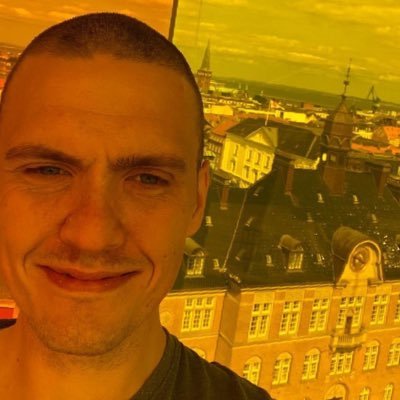 Heatherlake90's profile picture. Tænker mere end jeg taler. Jyde der aldrig har klappet en ko.