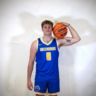 jbyer15's profile picture. UPG🏀