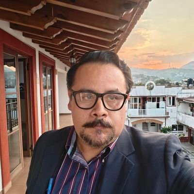 La misión del hombre no es solo explicar la realidad, si no encontrarse así mismo y entender su proceder aprendiendo a vivir haciendo el bien para ser feliz.