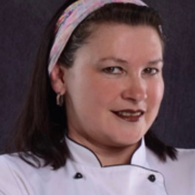 ClauIpinza's profile picture. Fundadora y Directora de la Universidad de la Mesa