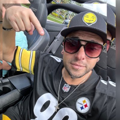 👉🏼Follow my Instagram @iDaleeeO 👈🏼 #SKuad #SteelerNation 🇨🇺🇺🇸 📍Miami Ft Lauderdale 📧 O@iDaleeeO.com