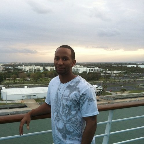 SettlesIII's profile picture. Jesus Follower...Husband...Father....Banker...Drummer