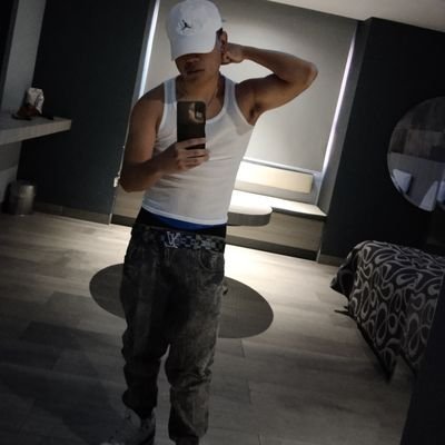 chaka192003's profile picture. Tu chakalom de barrio papi.... 
CDMX 19 años gay 
Es con toño y moño mama he...,te voy vicenteando .
Creador de contenido