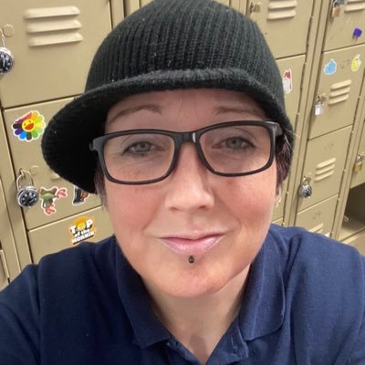 AmiMoo19's profile picture. Love always wins. Short story horror writer and creative.