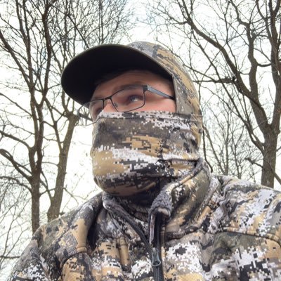 farm equipment operator
married to a beautiful twitter-less woman
I've always been crazy but it's kept me from going insane -Waylon Jennings
fuck pop country