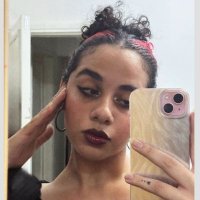 Arwa (@roza_islost) 's Twitter Profile