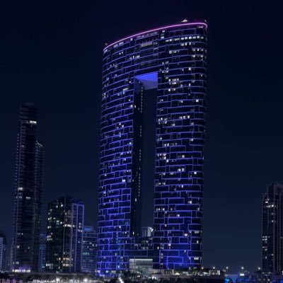 horny_maan's profile picture. f7ll