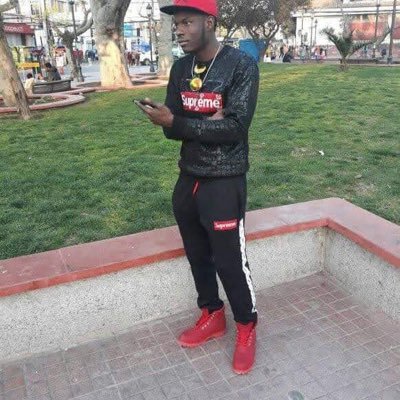 etiennejames70's profile picture. 