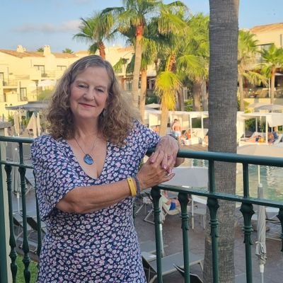 Lives in Pleasantville. Others are welcome to join. Loves writing.