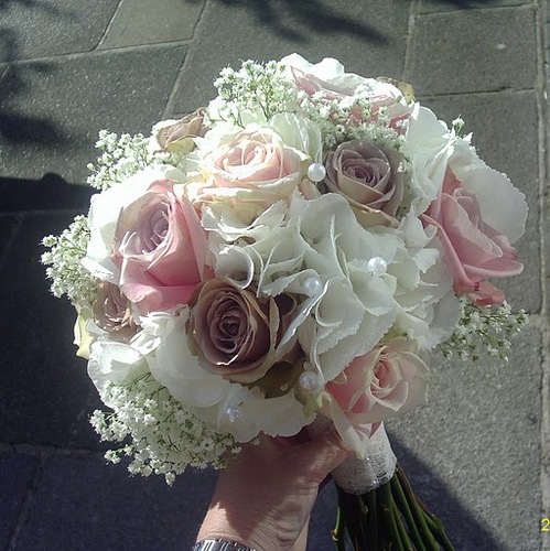 bowsandblooms's profile picture. I am a freelance wedding florist offering flowers and venue decor including vintage china and chair cover hire throughout Kent and SE London.