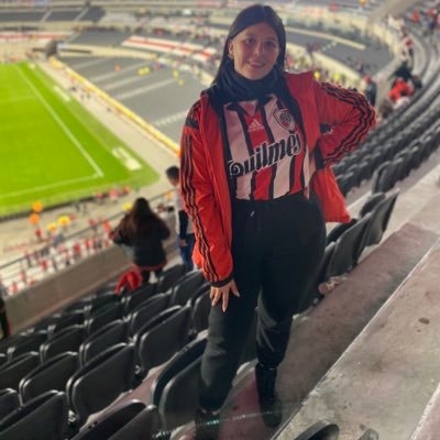 Me llaman Stephi pero más me gusta que me llamen a comer 🐷 Instrumentadora Quirúrgica 😷 Hincha de River como Enzo Pérez ♥️