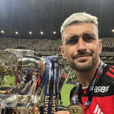 lf_lages's profile picture. 😴 @flamengo