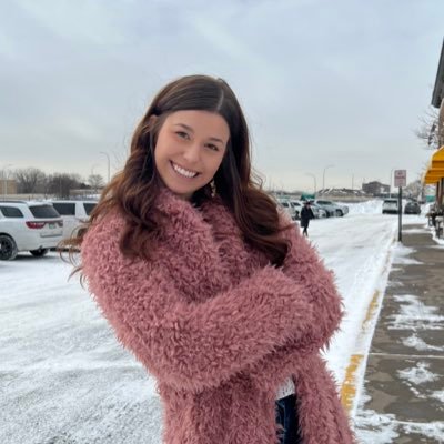 brennaluedtke_'s profile picture. chronically optimistic • blm • she\her