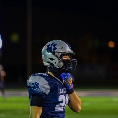 DHS C/O 2026, @dakotafootball RB, 5’10|205lbs, 3.8 GPA Dakota Baseball OF, Instagram: @marianorivera_26 Contact: 586-846-6675/m26riv@icloud.com