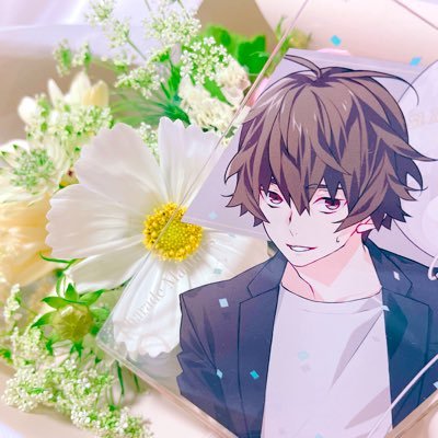 シャレマニ メイ/オラソワ 縁/終ヴィル アドルフ/獄スト 写楽/ユークロ石蕗/ブルロ🌹🧩🌵/ハイキュー🦊箱 乙女ゲーム中心にグッズ回収中♦︎20↑/社会人/地方民です。♦︎殆ど取引垢として使用しておりますが、本垢のため普段使いもしております。好きなものをたくさん愛でます。