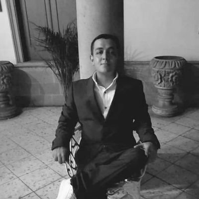 Zamorano de nacimiento tapatío de adopción, periodismo digital, realizó podcast, me gusta hablar del deporte y cultura.