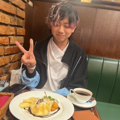 H8/179/70/28/LG”B”T “有” みんなでワイワイしたい!!( •ω•ฅ) 千葉/松戸/ボカロ/米津玄師/APEX/バドミントン/調理師 兼 美容師/韓国ファッション ダーツめちゃくちゃ頑張ってます!