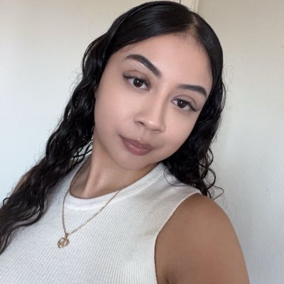 _dianeeeG's profile picture. 