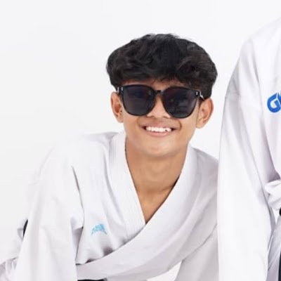 YuliYuli27668's profile picture. 