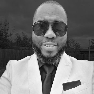 Immigrant. Citizen. PVAMU Alumnus. Sped Educator. 1st Born Son. Brother. Uncle. Mentor. Lover of Family, Friends, Food, & Sports. Avid reader. Love Never Fails.