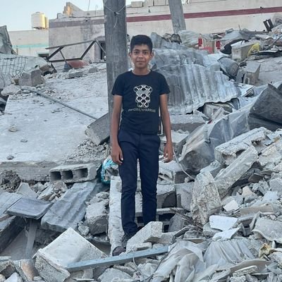 Hello, I am Hamza, I am 15 years old, I live in Gaza and I am a minor I am trying to escape the genocide and continue my educational career outside Gaza I am an