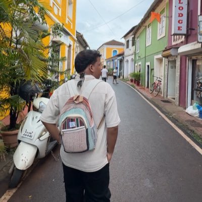 fltdeep007's profile picture. Developer , freelancer,  making websites keep me alive😀😀