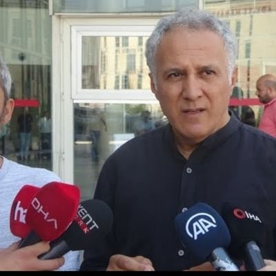 Tüm-İş KonfederasyonuGenelBaşkanı...
TüketicilerBirliğiGenelBaşkanı...
HastaHaklarıAktivisti...