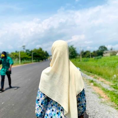 An Ambassador of sleeping, a chemist 🧪, a sweet girl 🤭with a big heart ❤️ hoping to meet interesting people 🤗also a chelsea fan 💙