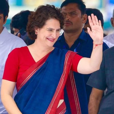 Women Entrepreneur,
Software Engineer,
Digital Entrepreneur,
persuing LLB,
Mahila Congress,
Karnataka.
President MSM(WOMEN'S WING).
