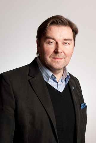 Ajatuksia työstä ja harrastuksista. Oikeushallinnon virkamies, pääluottamusmies, kunnan- ja aluevaltuutettu Nurmijärveltä. Nauttii luonnosta ja liikunnasta.