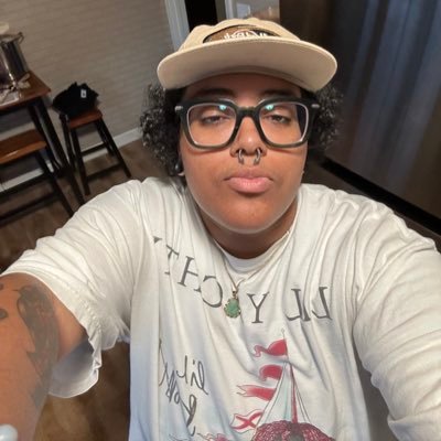 clown central // ig: senseisyd $Senseisydd