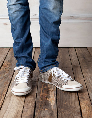 Nos dedicamos a la venta de zapatos para hombre en busca de calidad y moda del momento para lucir simpre bien