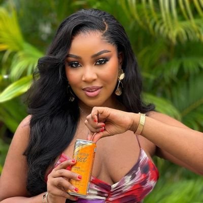 You all can't pull Erica down only if her God permits,it will surely come to pass,if not keep trying.https://t.co/ZWgf2SFlIs I luv you baby sis @EricaNlewedim