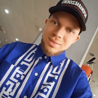 Simply_Maxy's profile picture. Football ⚽ , Music 🎵🎵, Personal development.