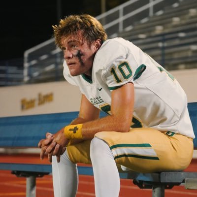 Cam_Turner10's profile picture. 6ft 185 c/o 2025 3.2 GPA | QB | 8635000999