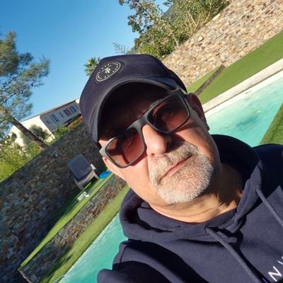 “Je ne suis pas optimiste, je suis déterminé.”😉
Gazier un jour Gazier toujours💙🤍💙🤍